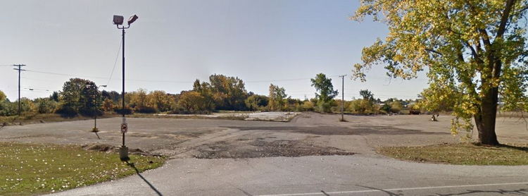 Lapeer Lanes - 2013 Street View - Empty Lot